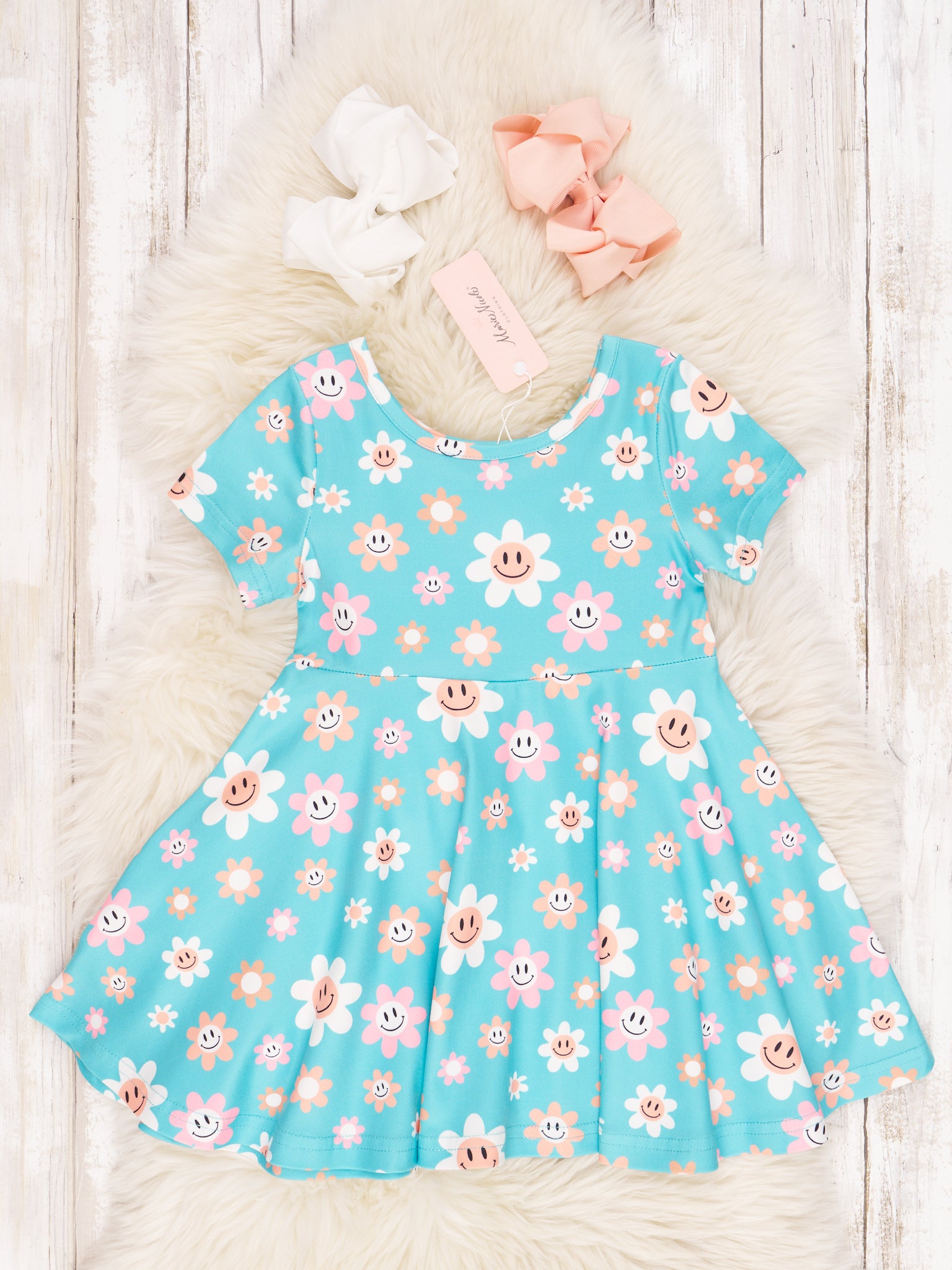 Smiley Daisy Swing Dress - Marie Nicole Clothing