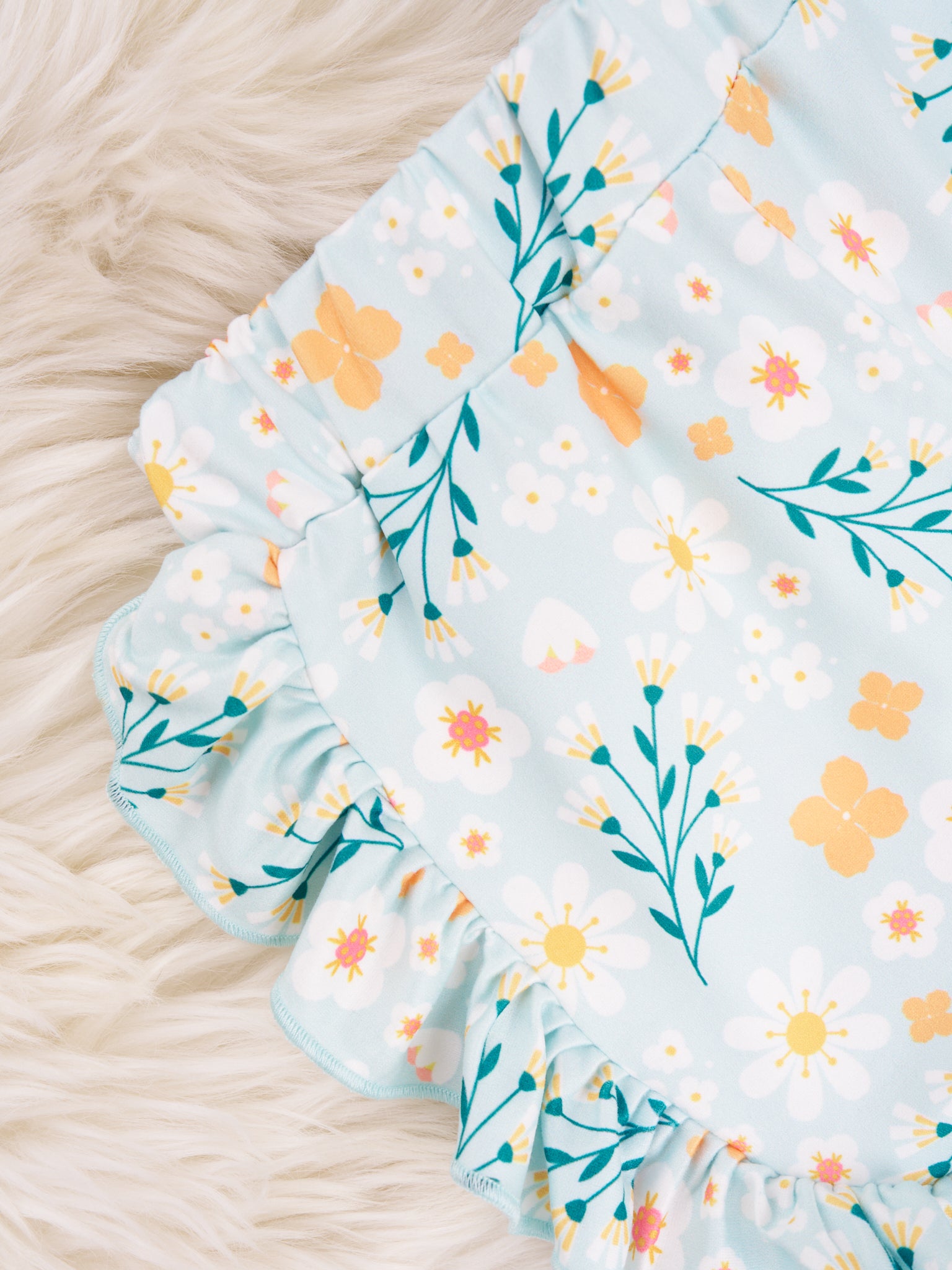 Daisy Flutter Sleeve Outfit - Marie Nicole Clothing