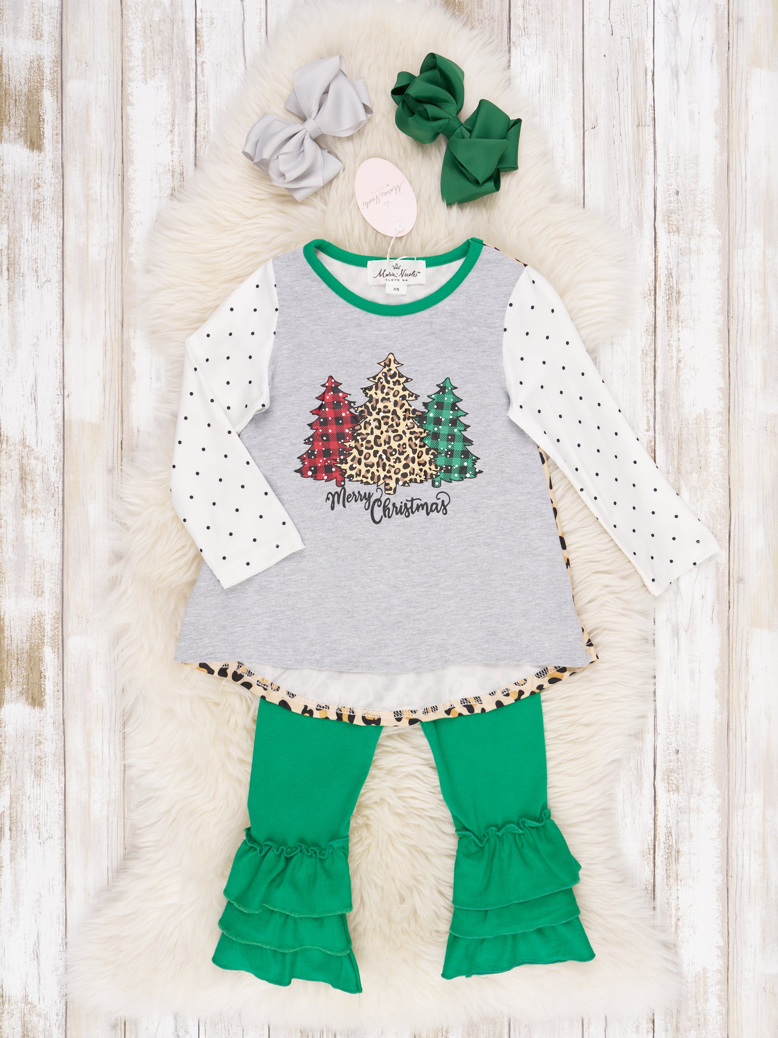 Green Christmas Leopard Outfit - Marie Nicole Clothing