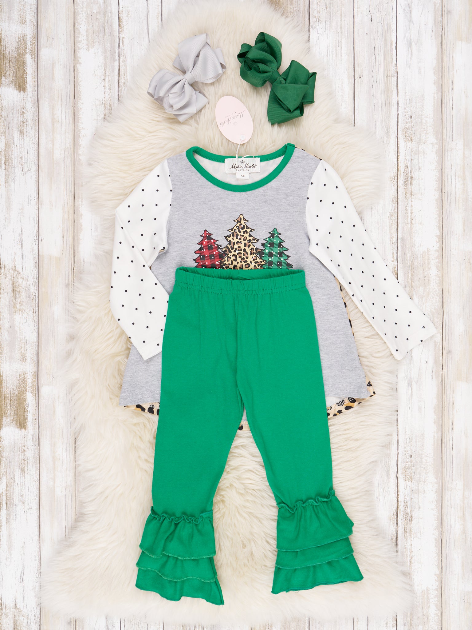 Green Christmas Leopard Outfit - Marie Nicole Clothing