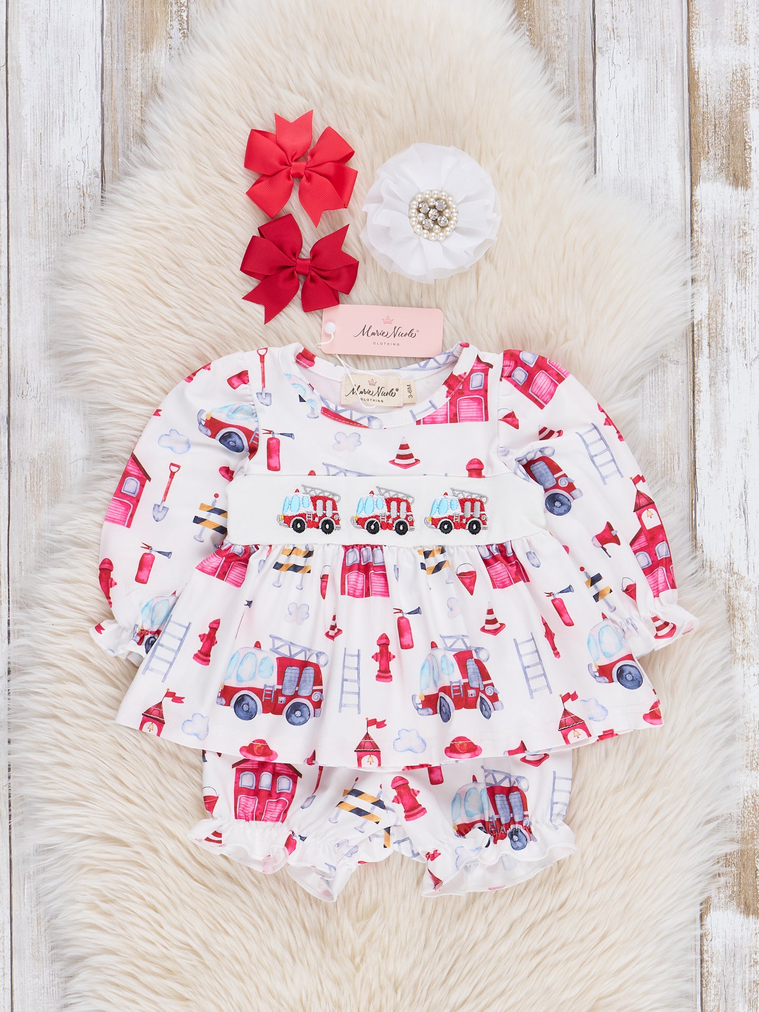 Red & White Vintage Firehouse Smocked Bloomers Outfit - Marie Nicole Clothing