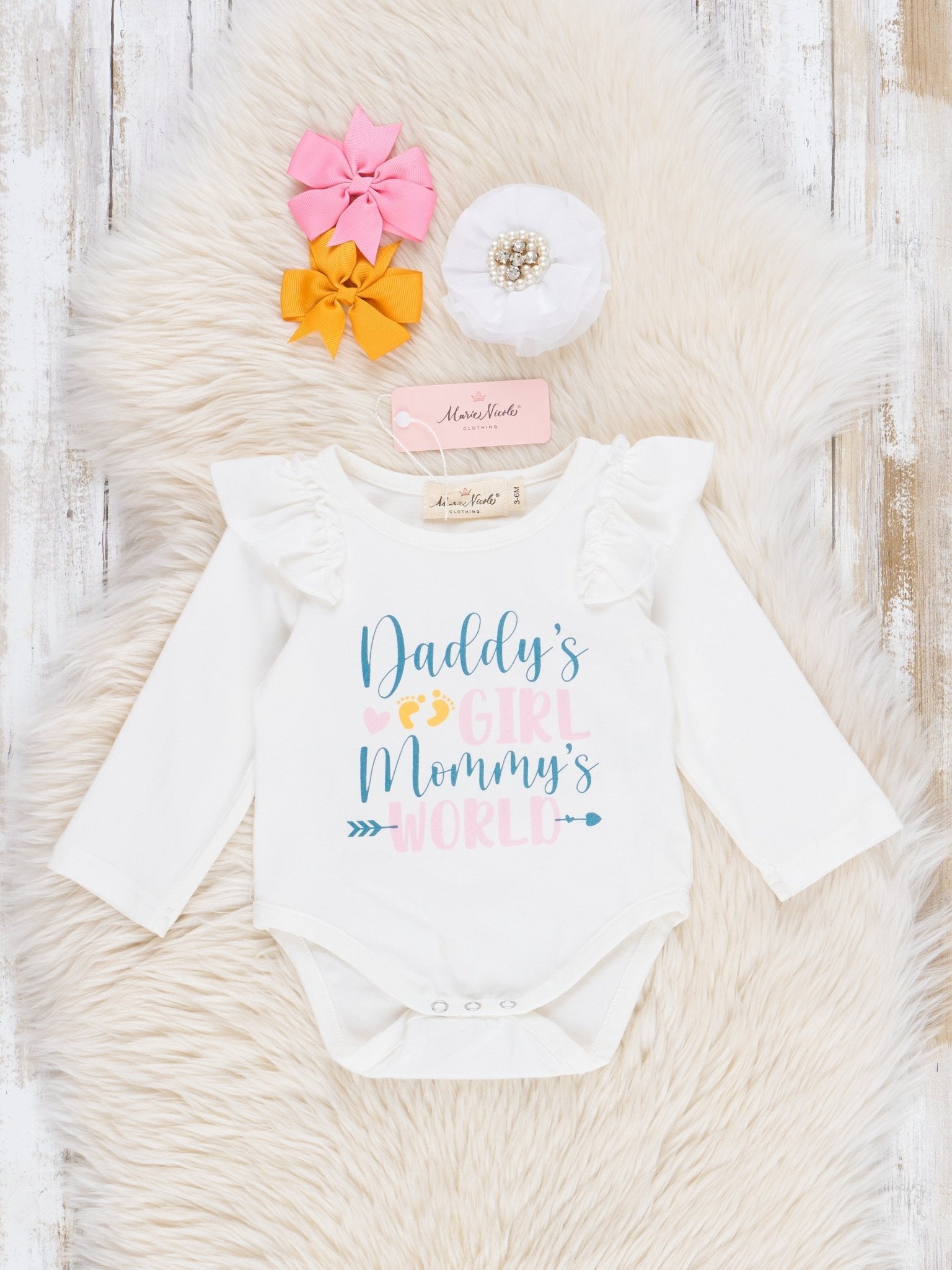 Floral "Daddy's Girl, Mommy's World" Bubble Outfit - Marie Nicole Clothing