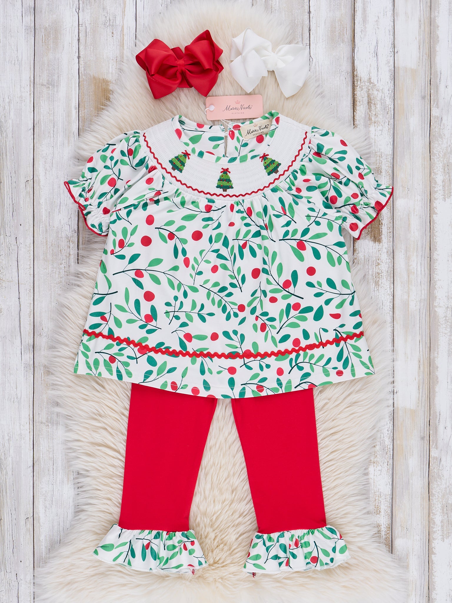 Christmas Berry Smocked Outfit - Marie Nicole Clothing