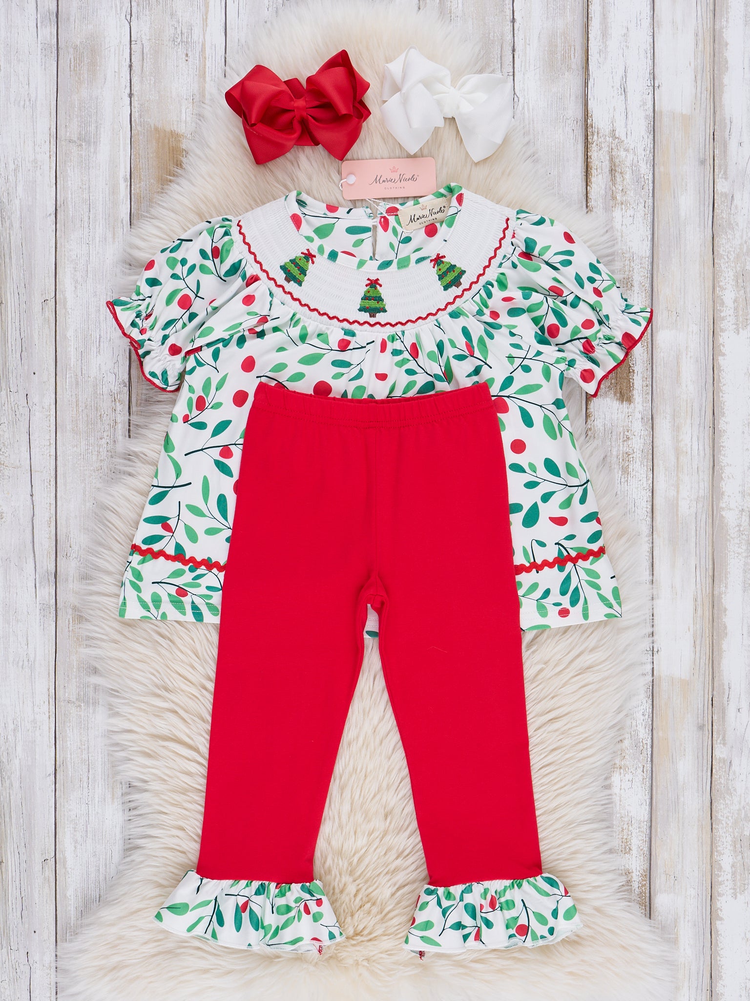 Christmas Berry Smocked Outfit - Marie Nicole Clothing