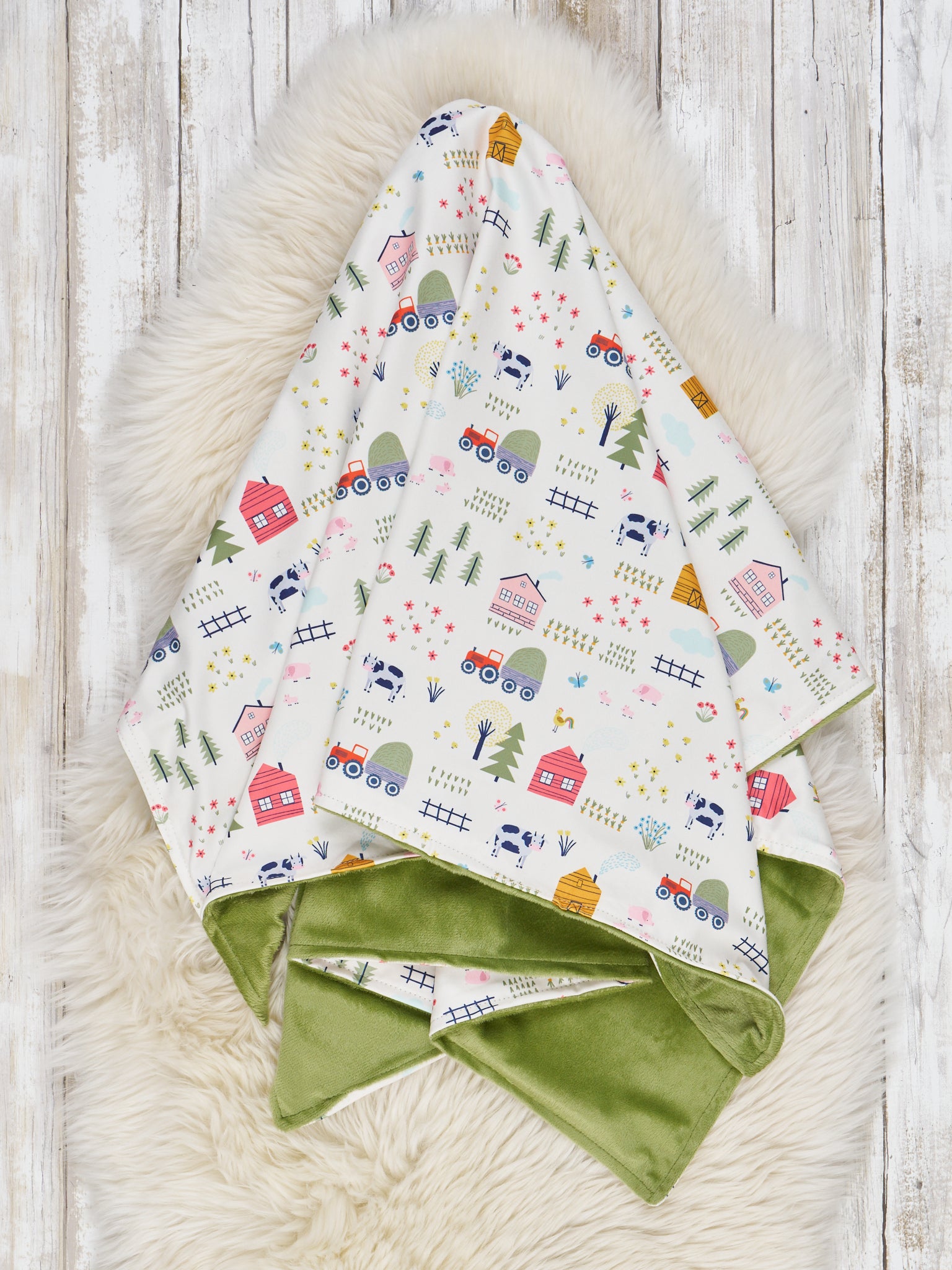 Green & White Doodle Farm Blanket - Marie Nicole Clothing