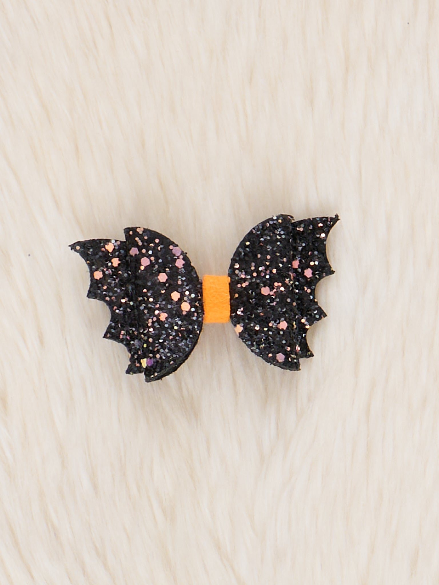 Black Sparkle Batty Bow - Marie Nicole Clothing