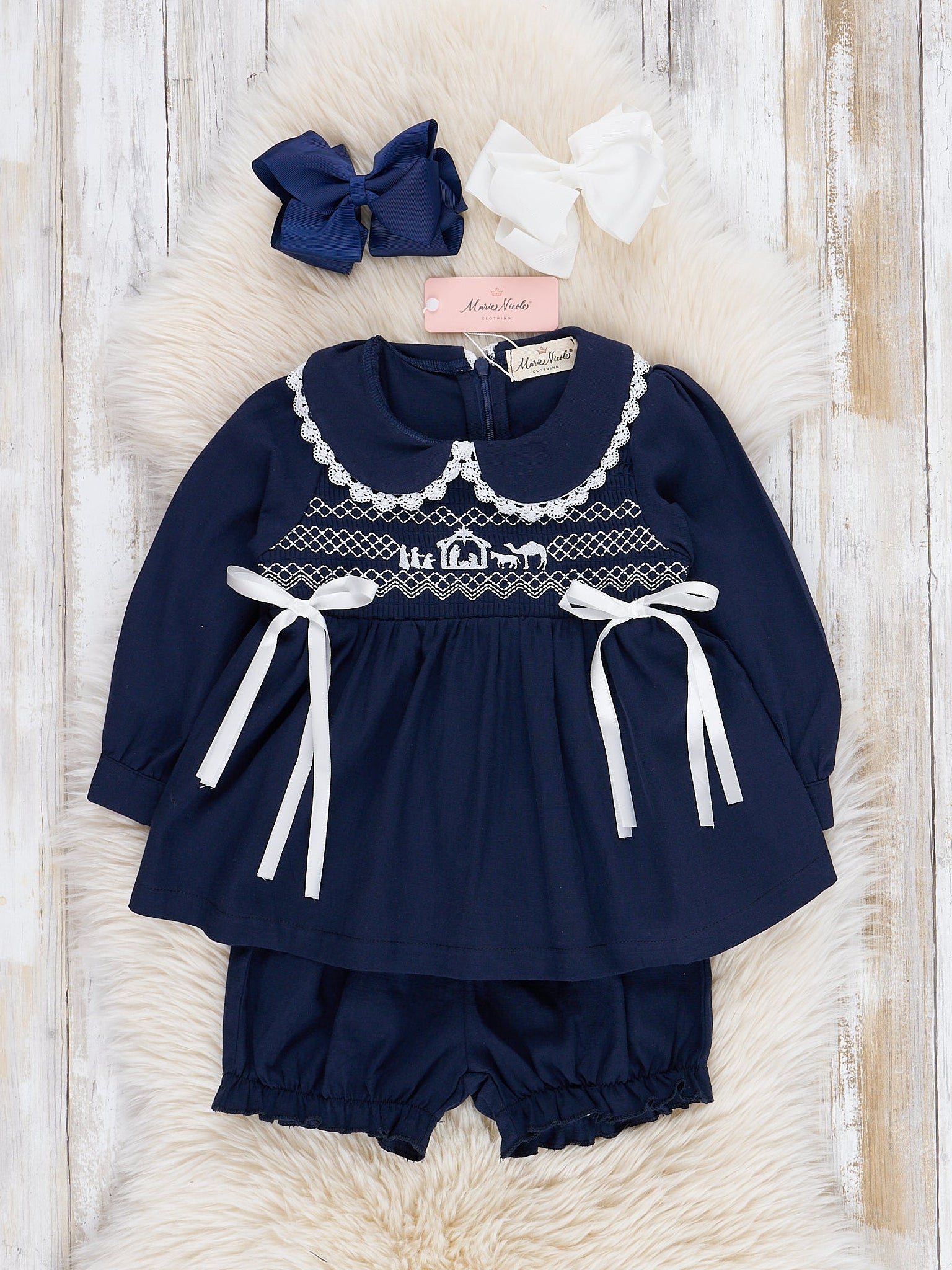 Nativity Scene Smocked Bloomers Outfit - Marie Nicole Clothing