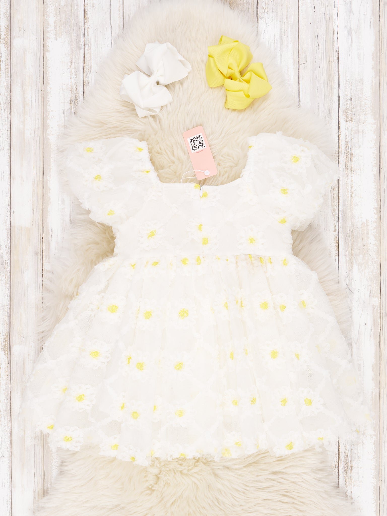 Daisy Bow Puff Sleeve Dress - Marie Nicole Clothing