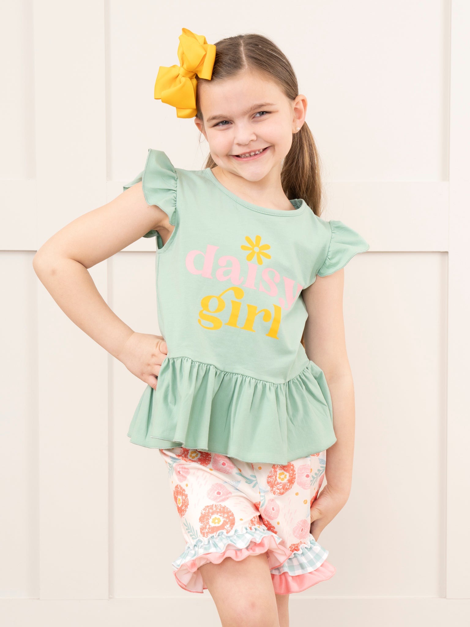 "Daisy Girl" Gingham Blooms Ruffle Outfit - Marie Nicole Clothing