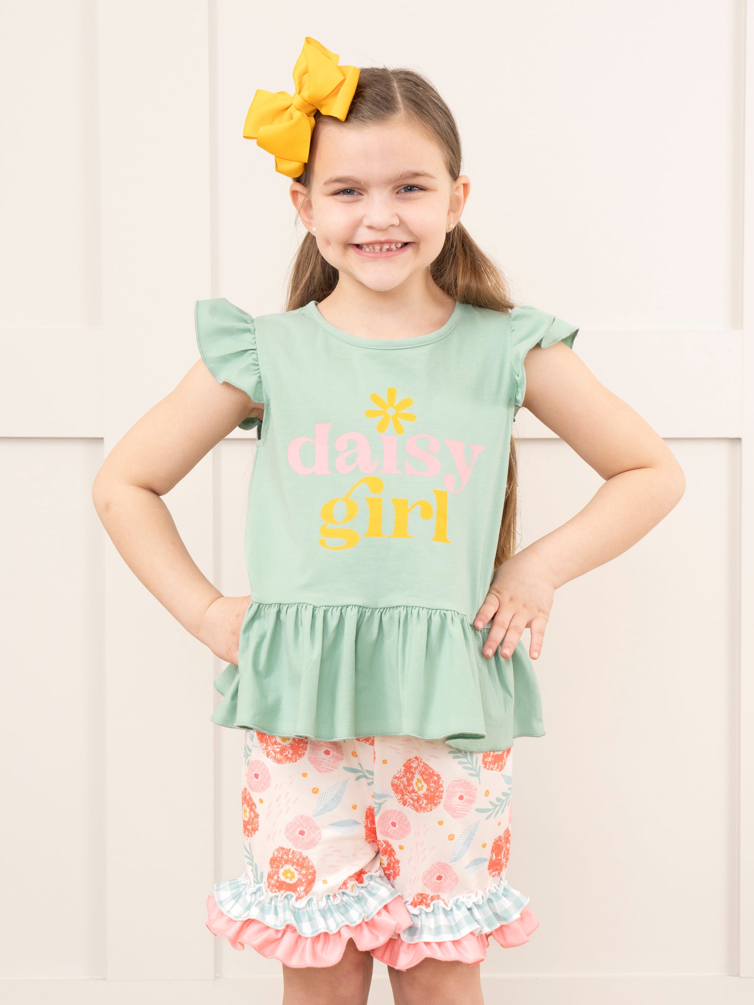 "Daisy Girl" Gingham Blooms Ruffle Outfit - Marie Nicole Clothing