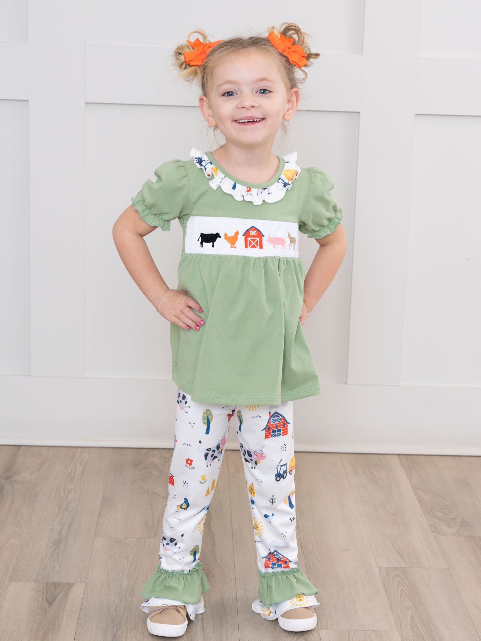 Green Farm Friends Smocked Ruffle Outfit - Marie Nicole Clothing