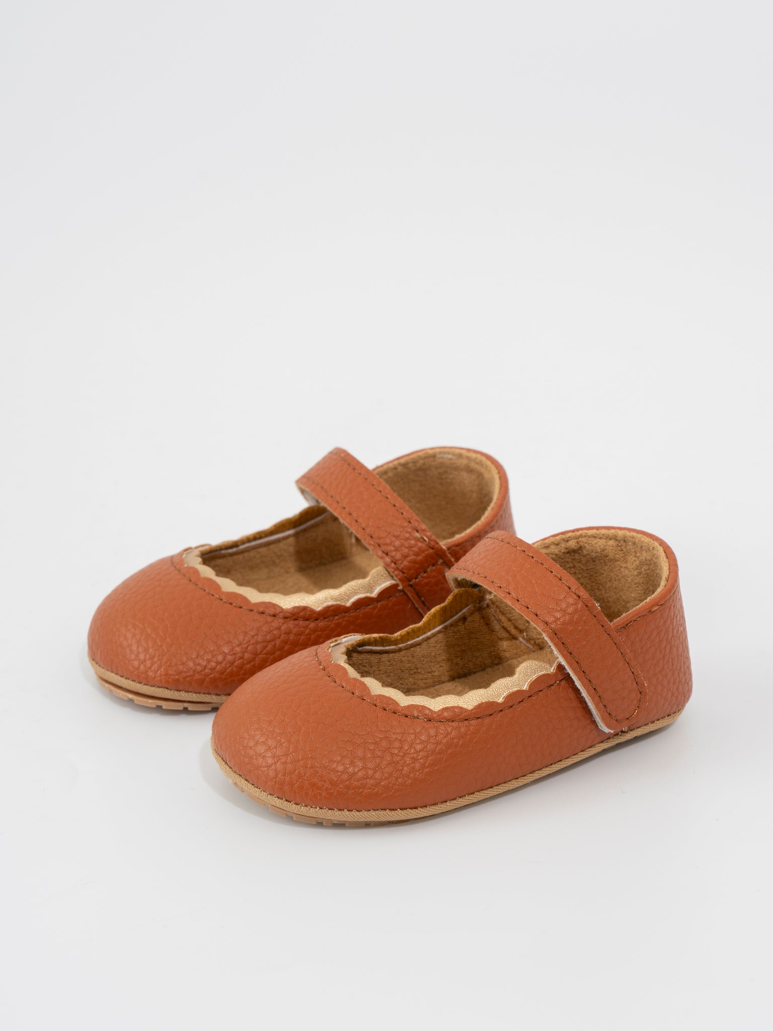 Scalloped Toe Mary Jane Baby Shoe Brown - Marie Nicole Clothing