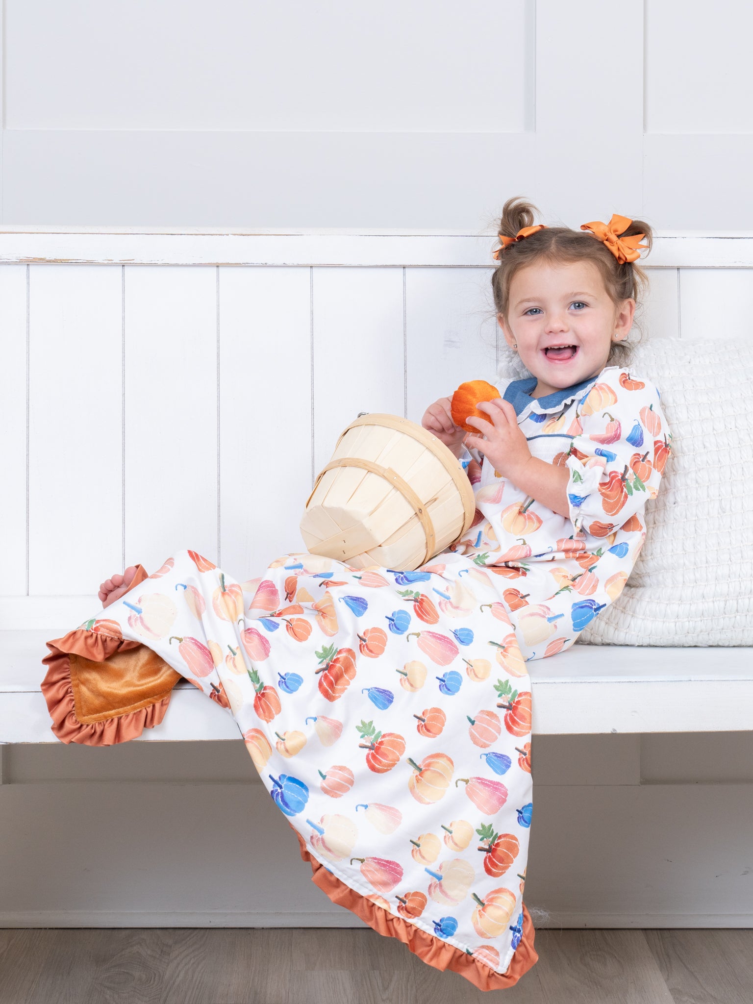 Party Pumpkins Ruffle Blanket - Marie Nicole Clothing