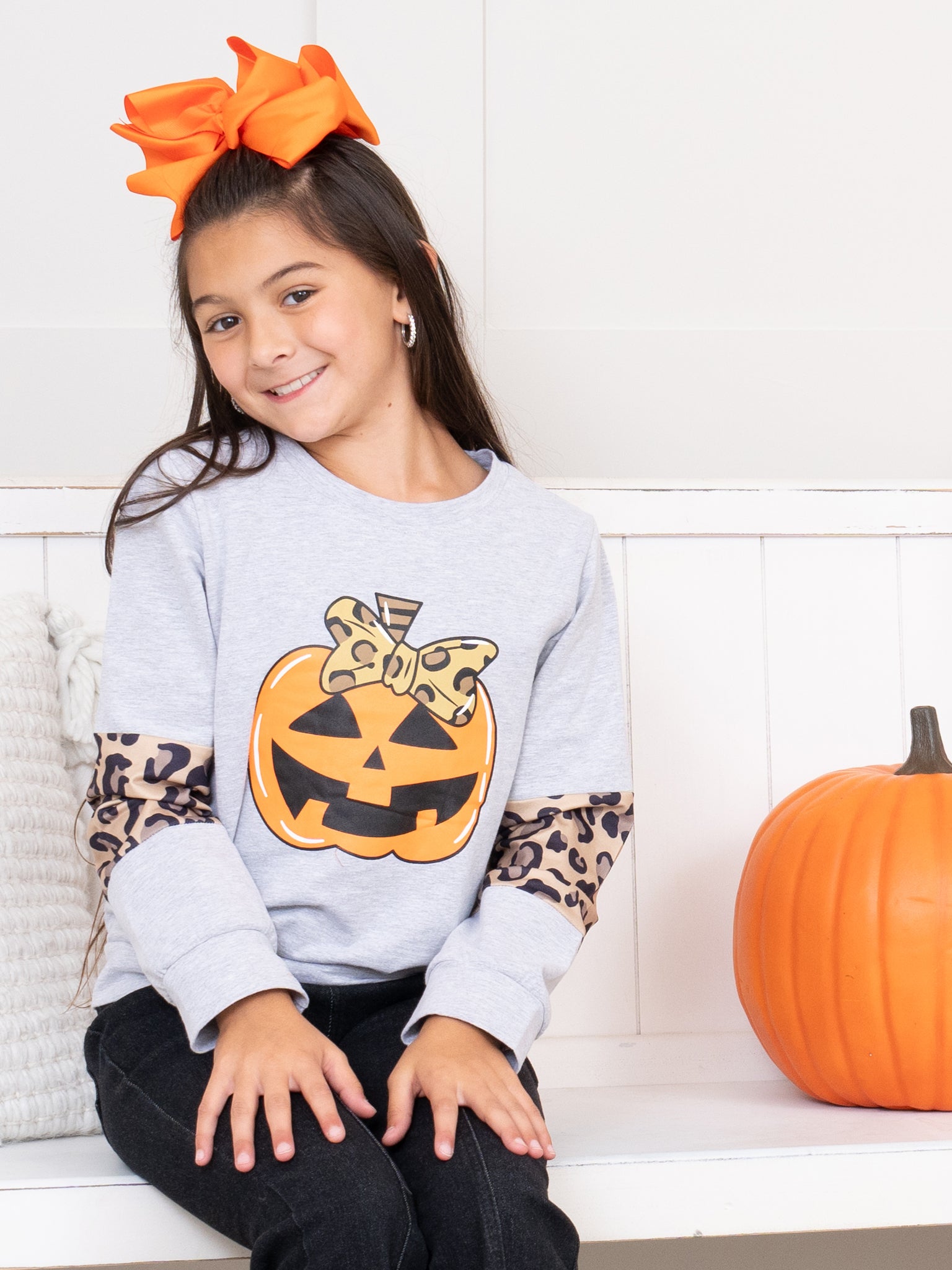 Mom & Me Grey Leopard Pumpkin Crewneck - Marie Nicole Clothing