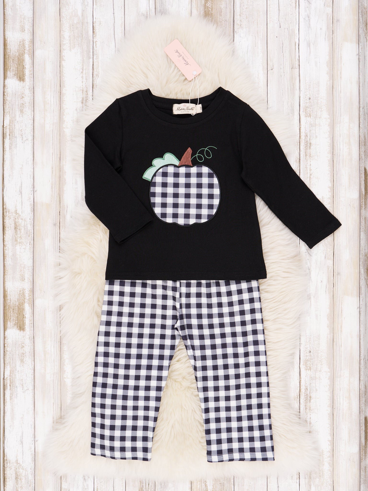 Black & White Gingham Pumpkin Outfit - Marie Nicole Clothing