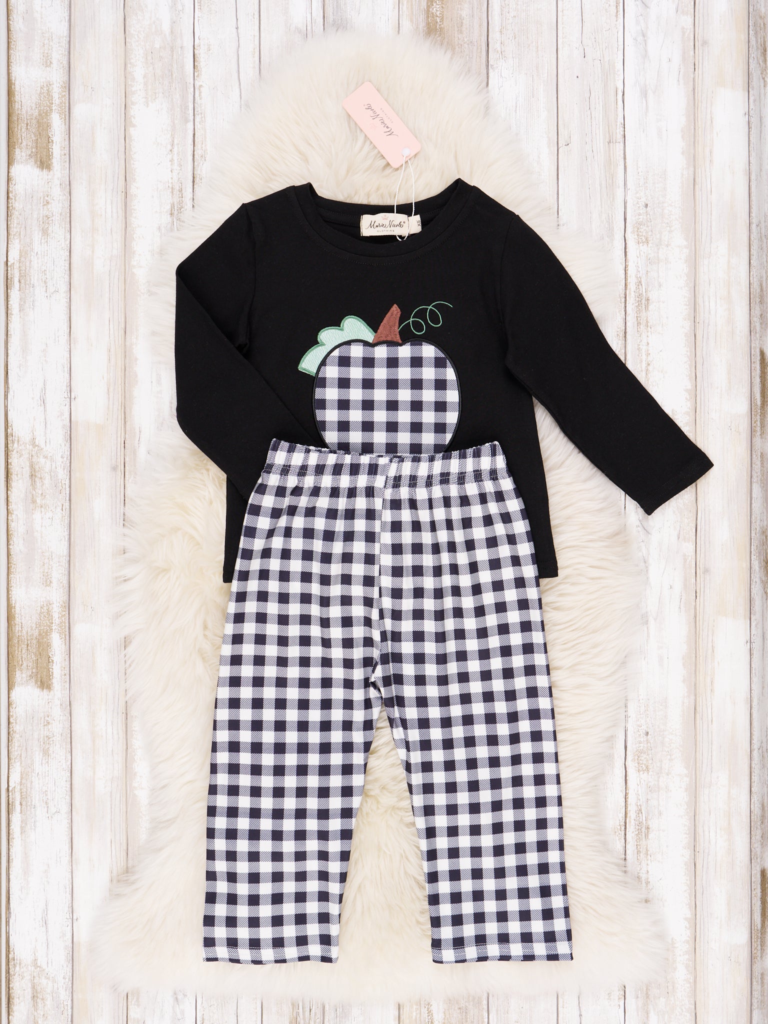 Black & White Gingham Pumpkin Outfit - Marie Nicole Clothing