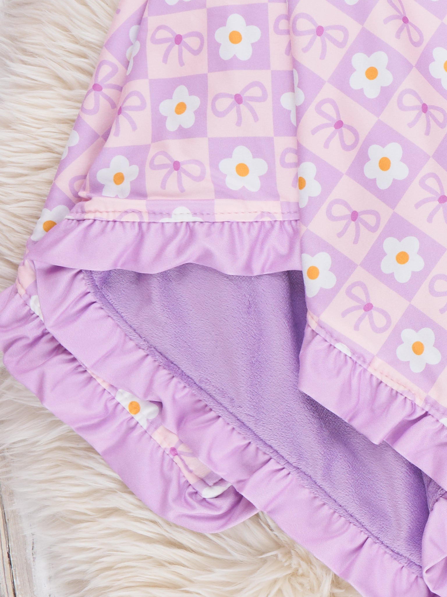 Sweet Bow Blossom Ruffle Blanket - Marie Nicole Clothing