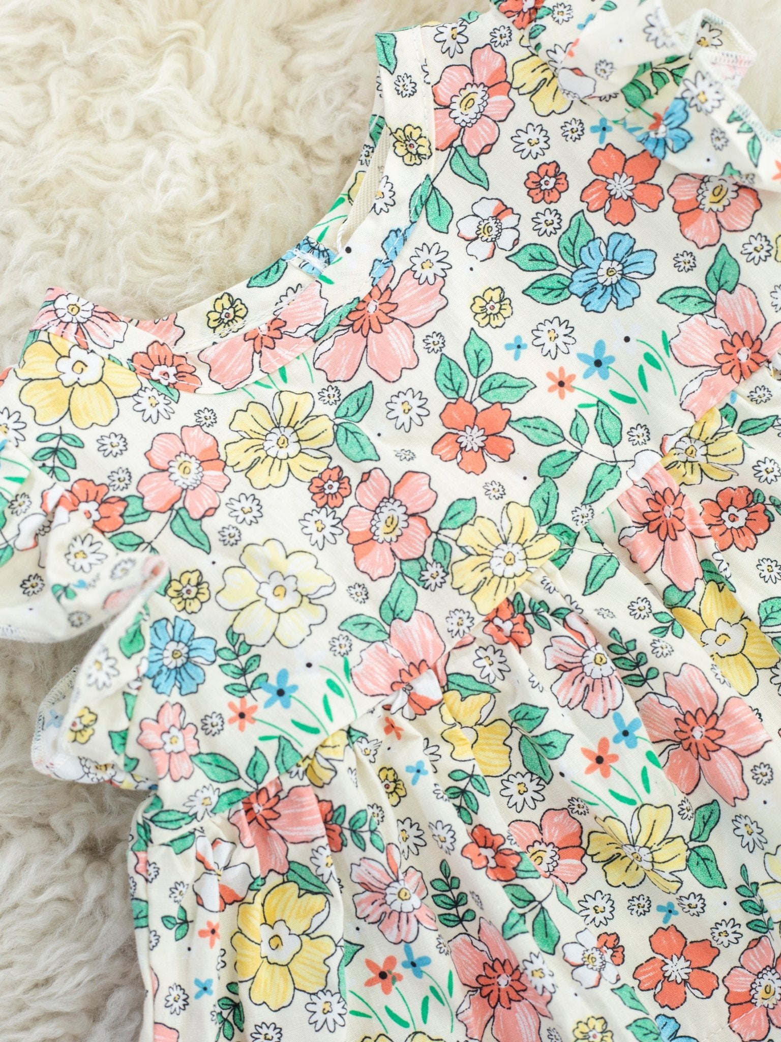 Buttercup Ruffle Tunic & Bloomers Outfit - Marie Nicole Clothing