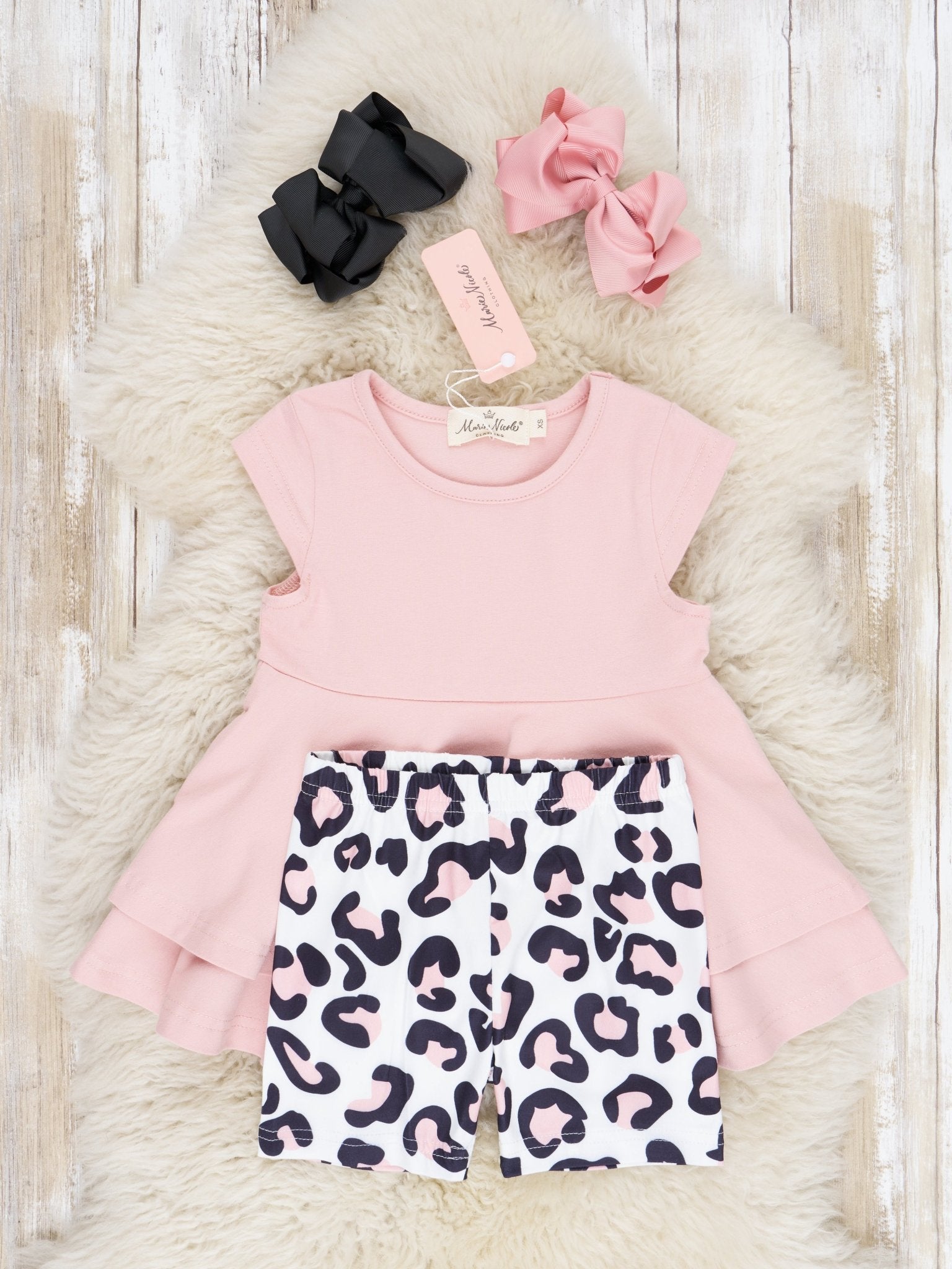 Mauve Tunic & Leopard Shorts Outfit - Marie Nicole Clothing