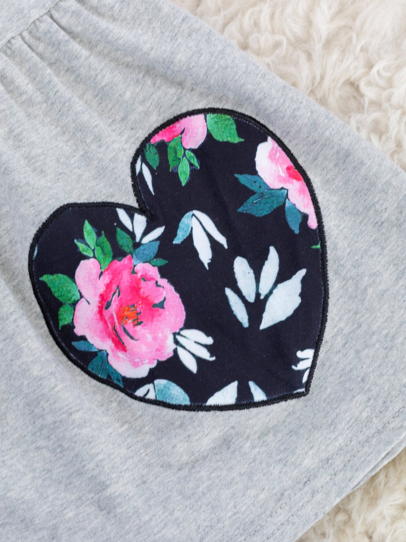 Rose Heart Icing Ruffle 3 - Piece Outfit - Marie Nicole Clothing