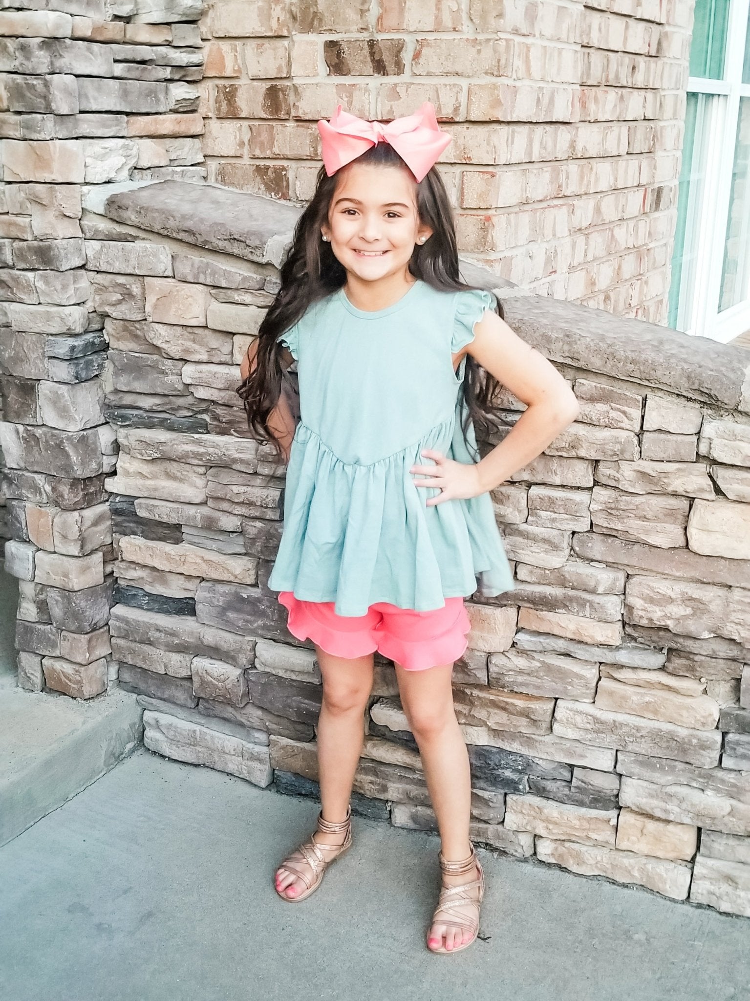 Pocket Ruffle Short - Coral - Marie Nicole Clothing