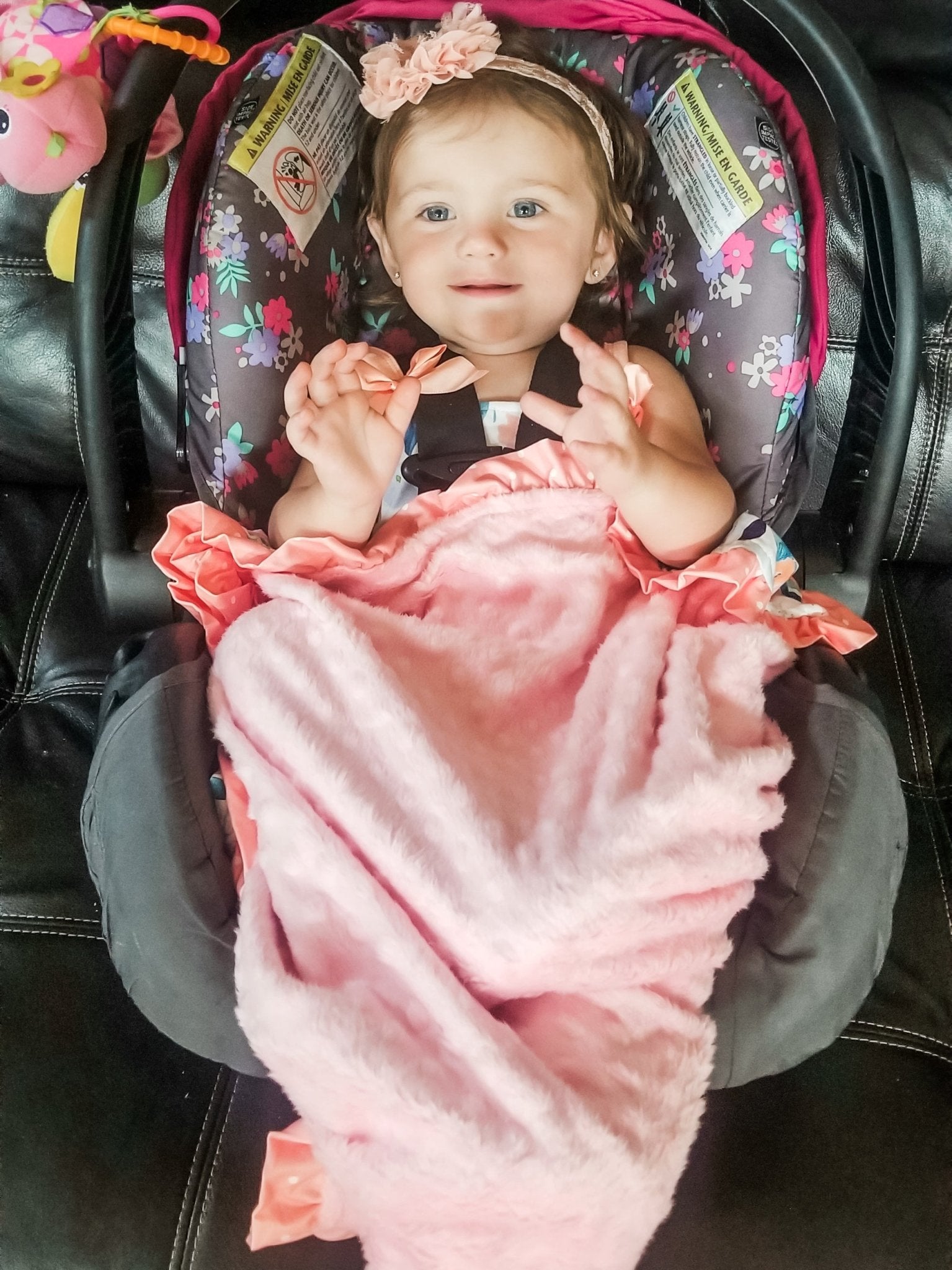 Blushing Susie Minky Blanket - Marie Nicole Clothing