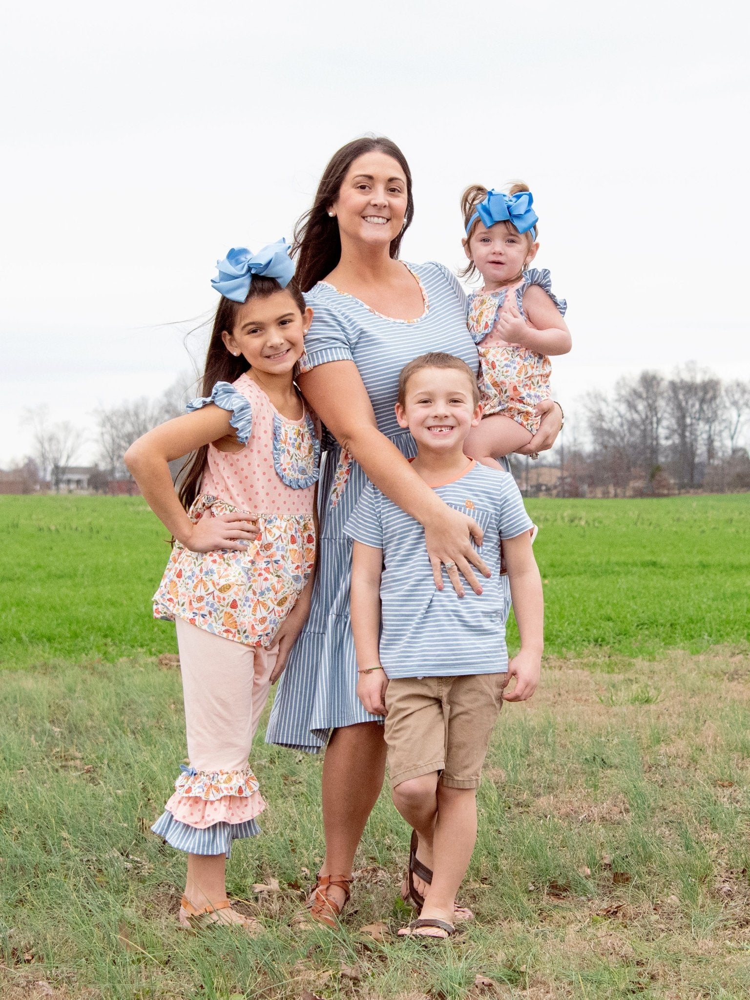 Tennessee Garden Capris Ruffle Outfit - Marie Nicole Clothing