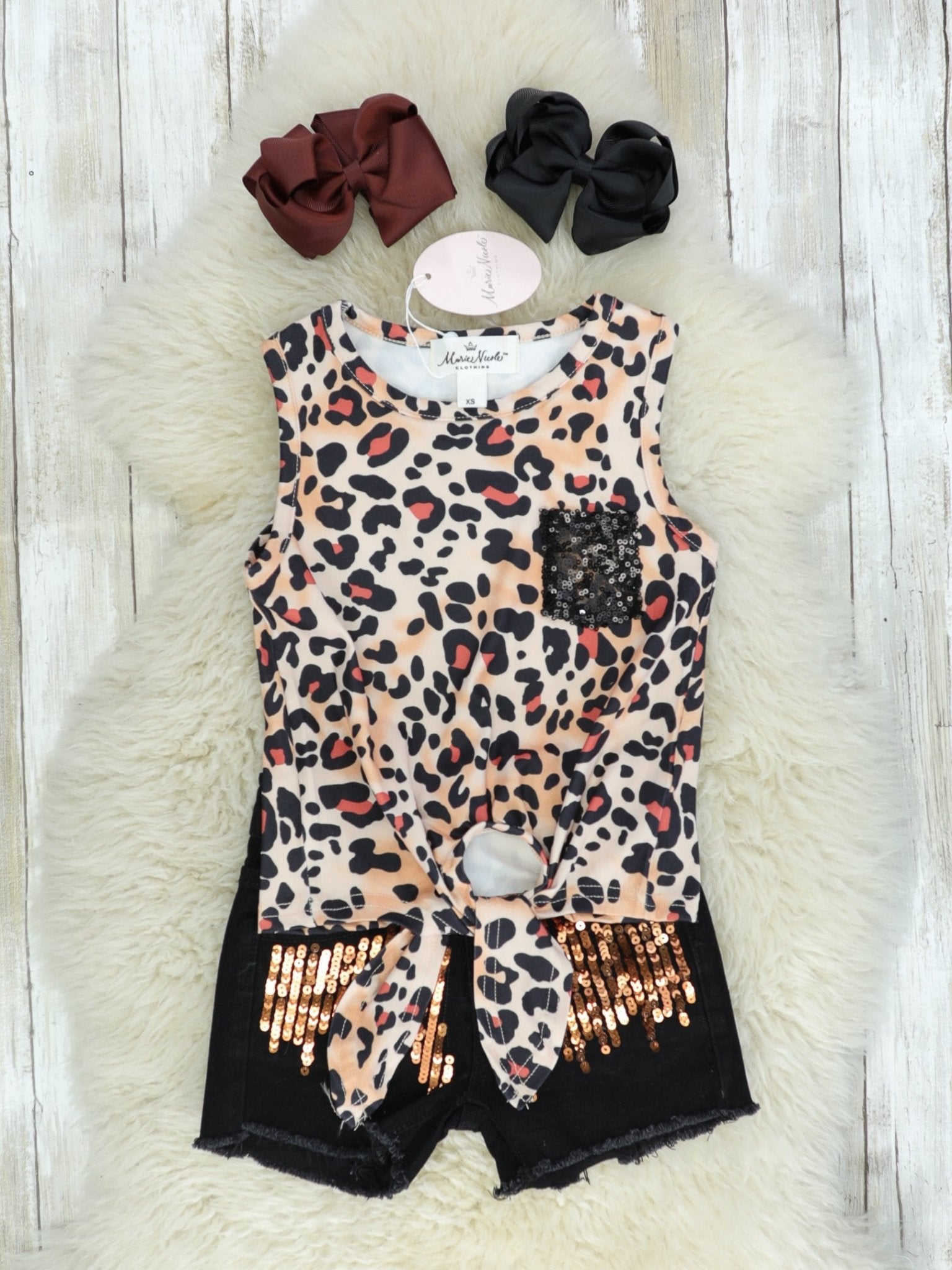 Peach Cheetah Knot Top & Distressed Denim Outfit - Marie Nicole Clothing