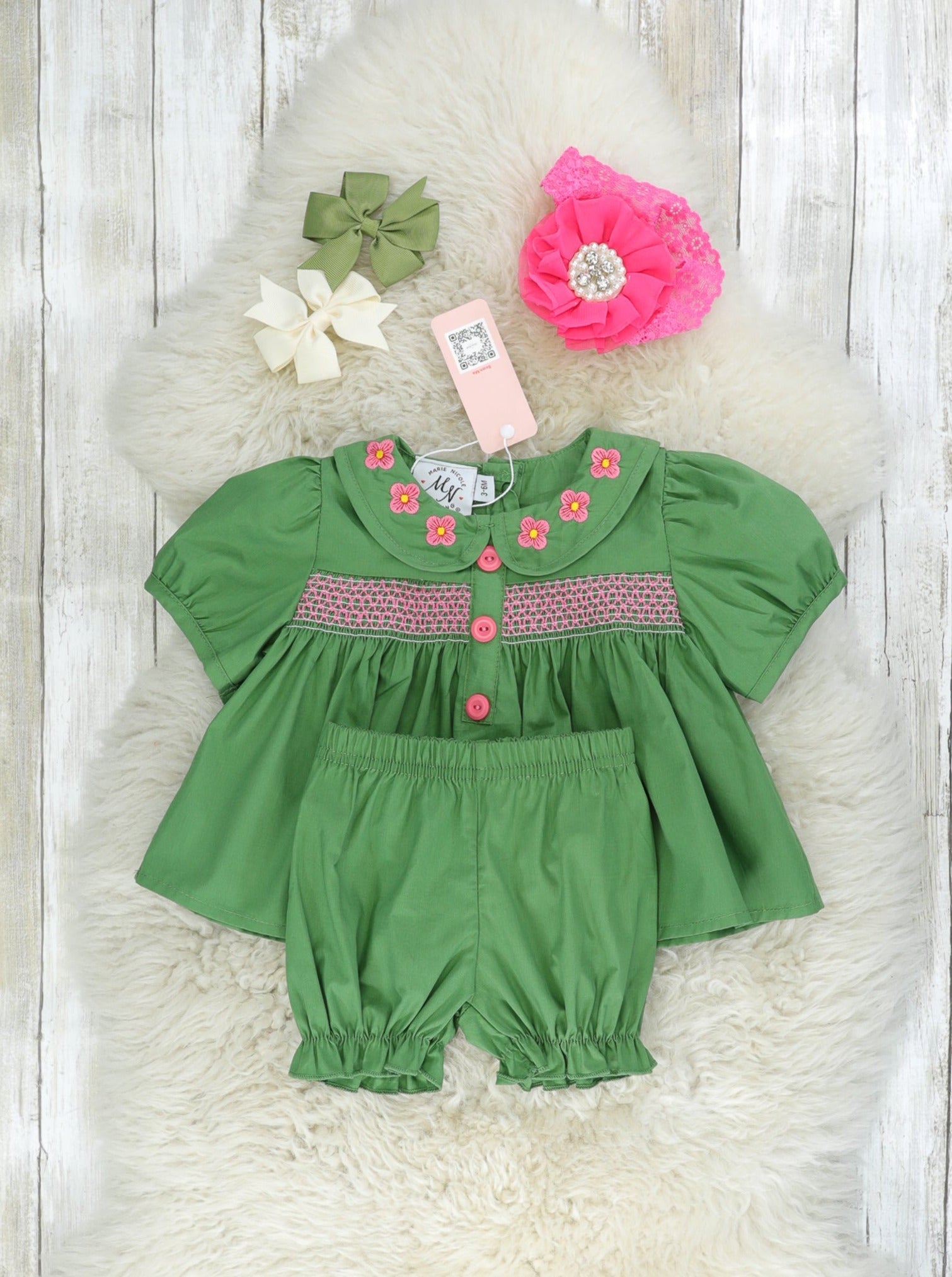 Green Smocked Vintage Flower Top & Bloomers Set - Marie Nicole Clothing