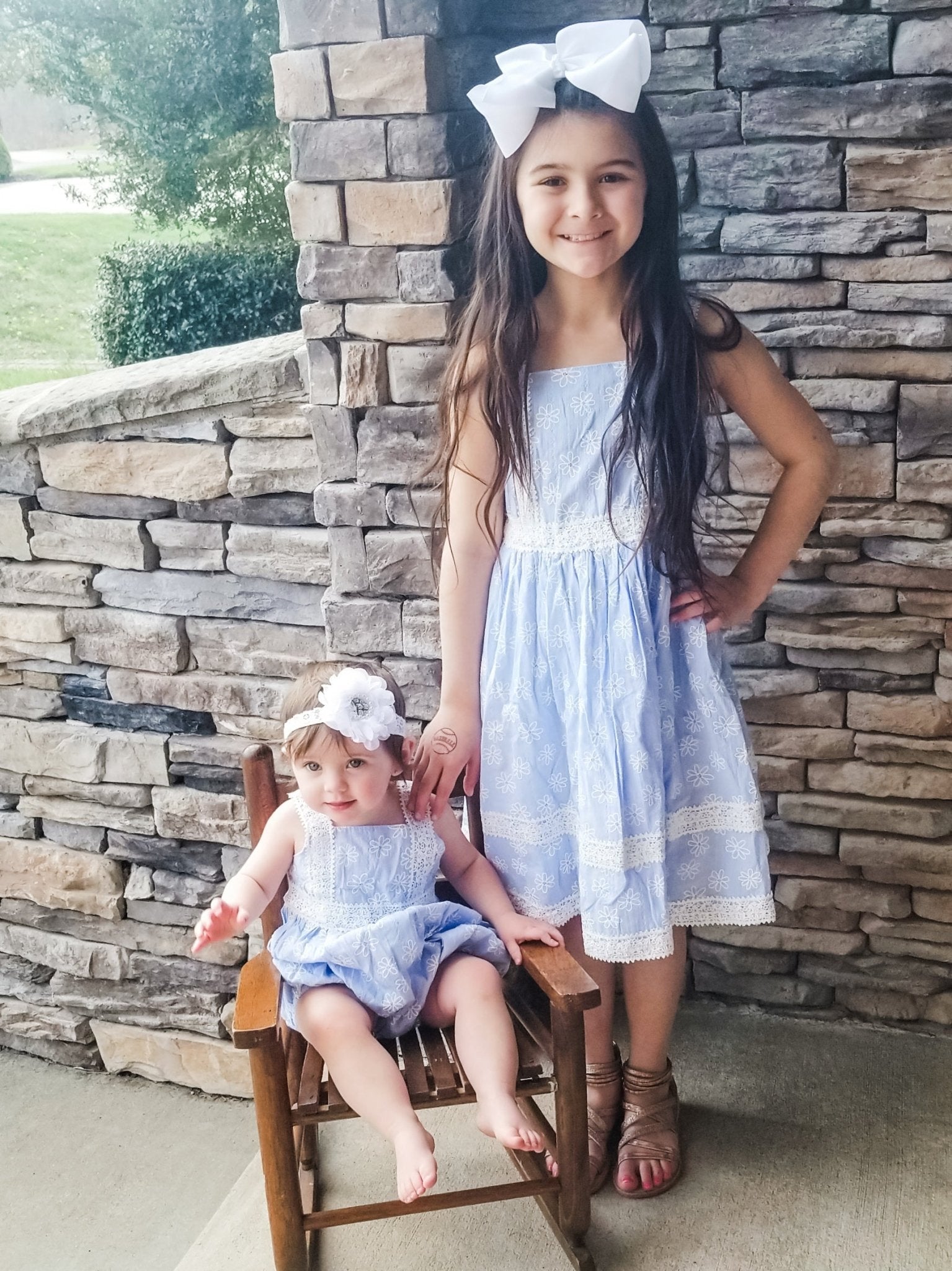 Blue Daisy Lace Dress - Marie Nicole Clothing